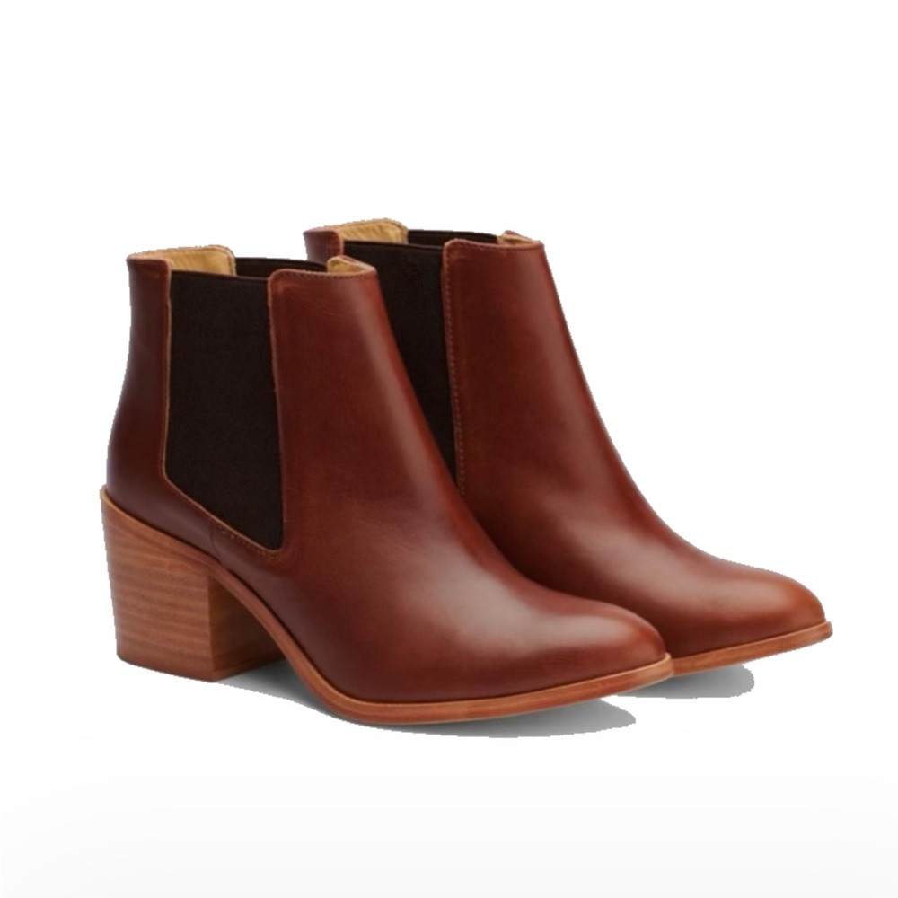 Nisolo Brown Leather Chelsea Boots